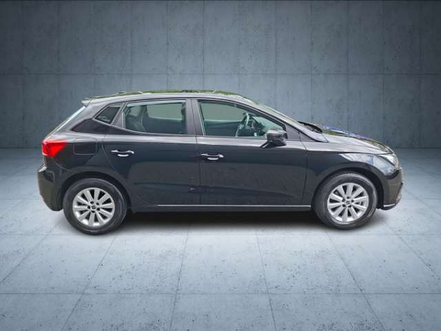Fahrzeugbild eines SEAT Ibiza