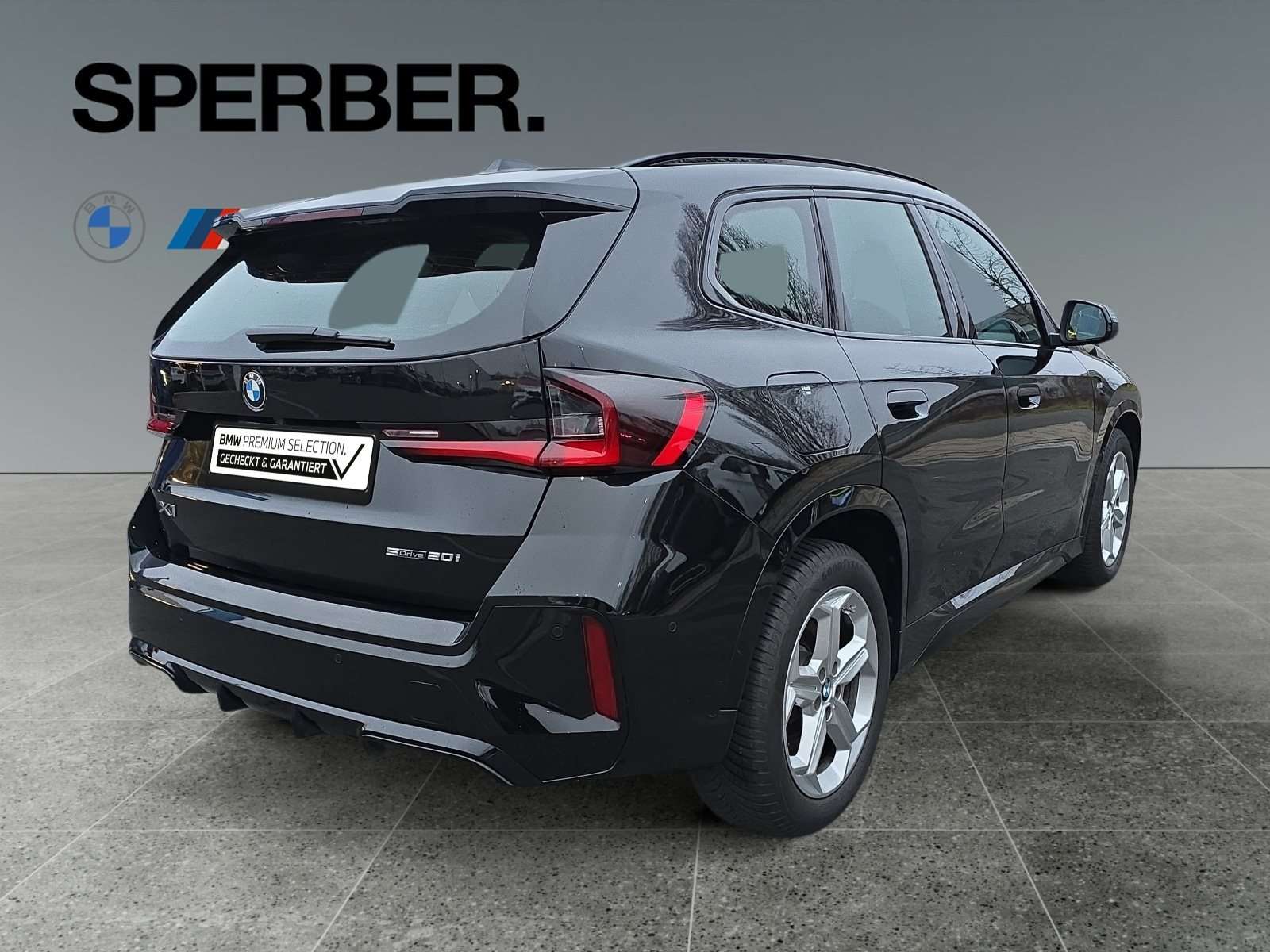 Fahrzeugbild eines BMW X1