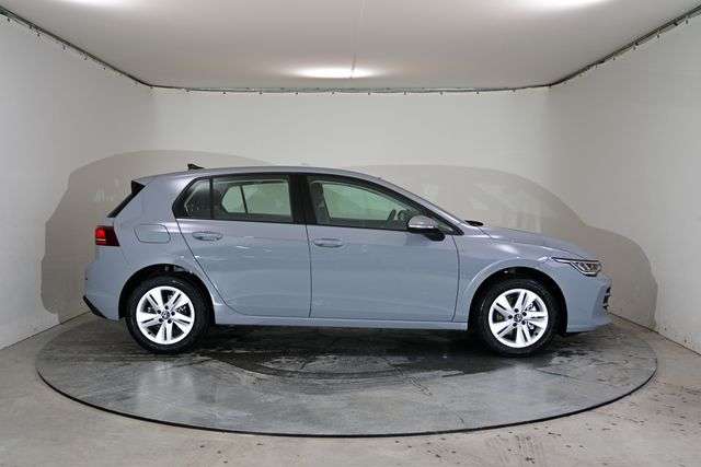 Fahrzeugbild eines Volkswagen Golf