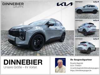 Schräge Frontansicht auf einen Kia Sportage , freigestellt