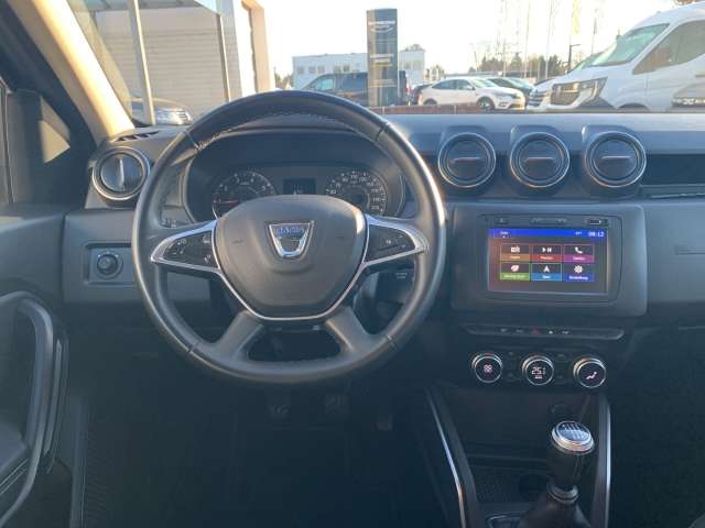 Fahrzeugbild eines Dacia Duster