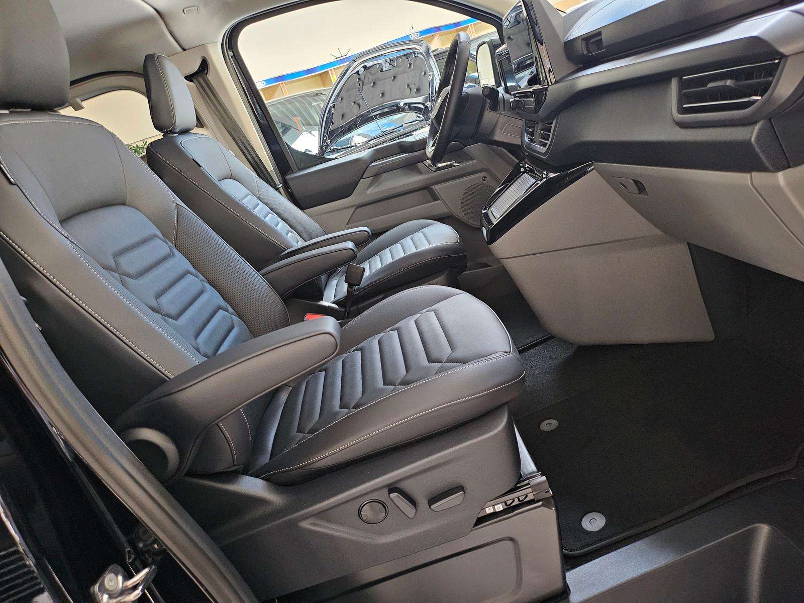 Fahrzeugbild eines Ford Tourneo Custom