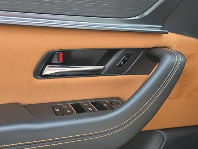 Fahrzeugbild eines Mazda CX-60