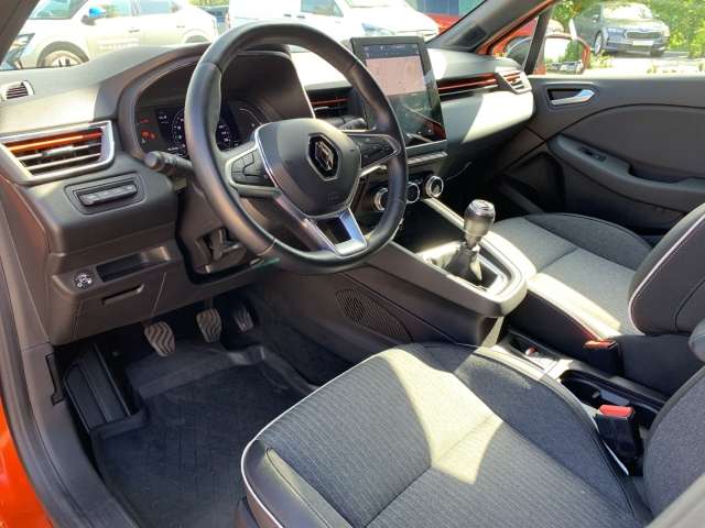 Fahrzeugbild eines Renault Clio