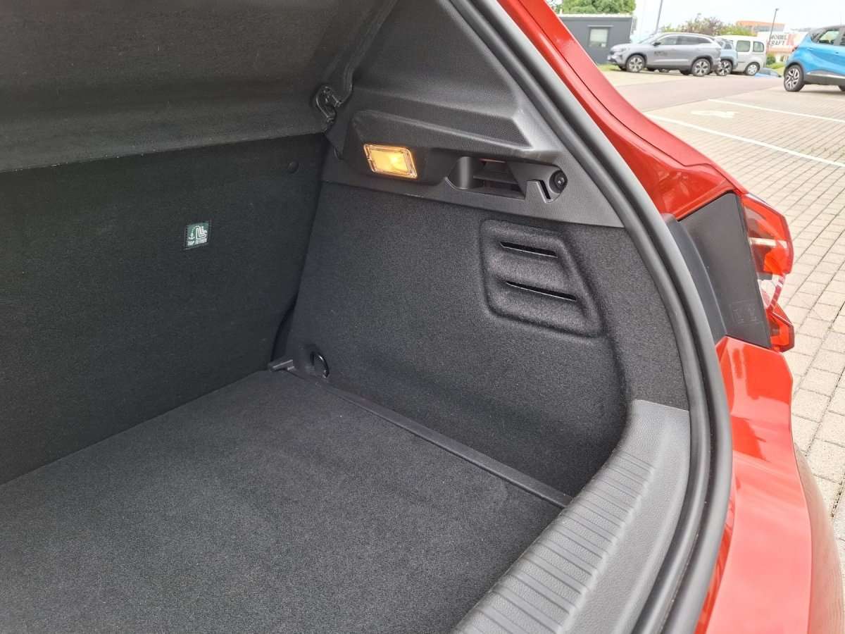 Fahrzeugbild eines Renault Clio