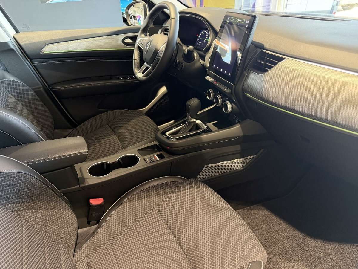 Fahrzeugbild eines Renault Arkana