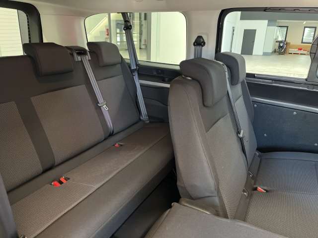 Fahrzeugbild eines Opel Vivaro