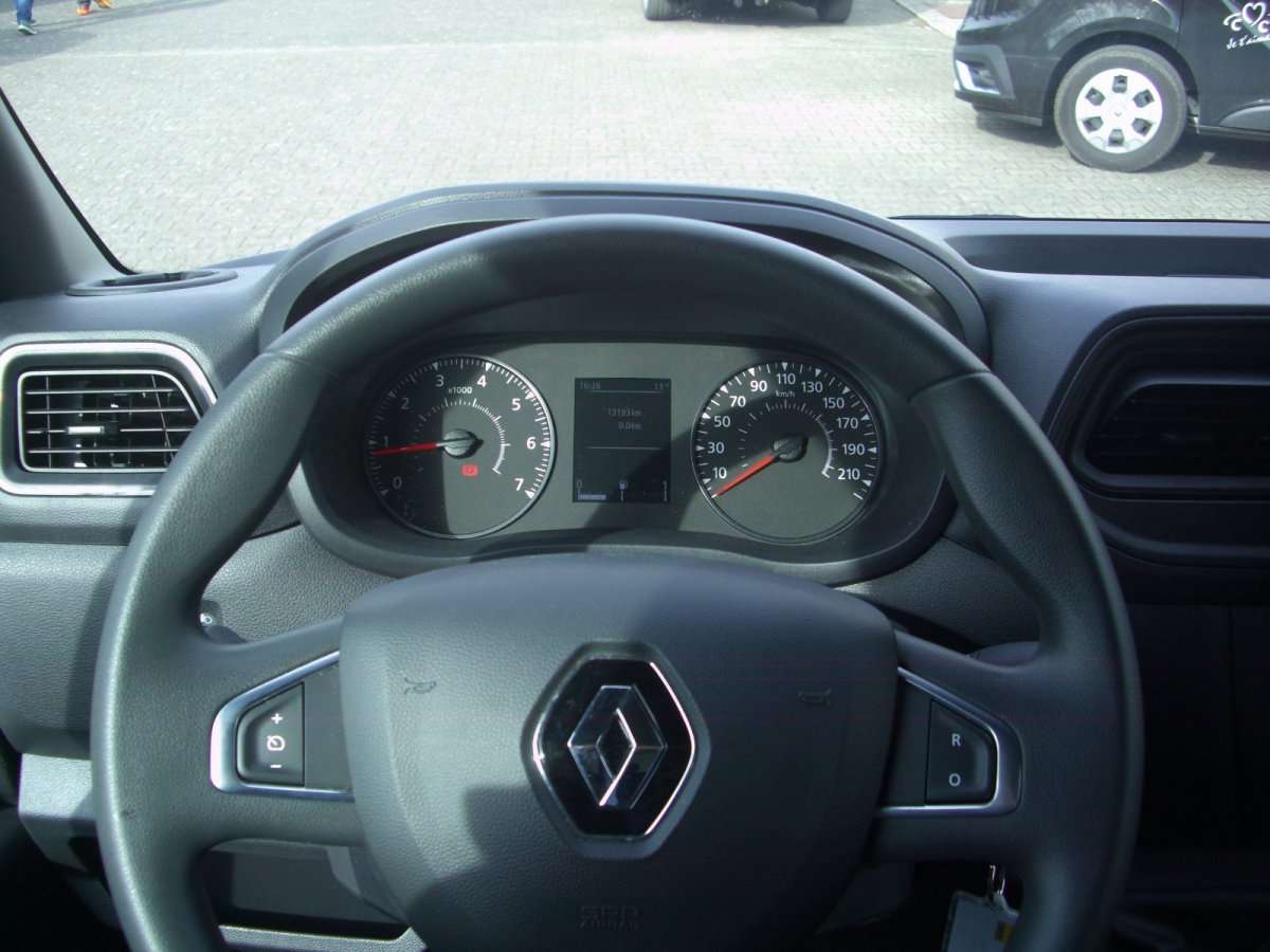 Fahrzeugbild eines Renault Master