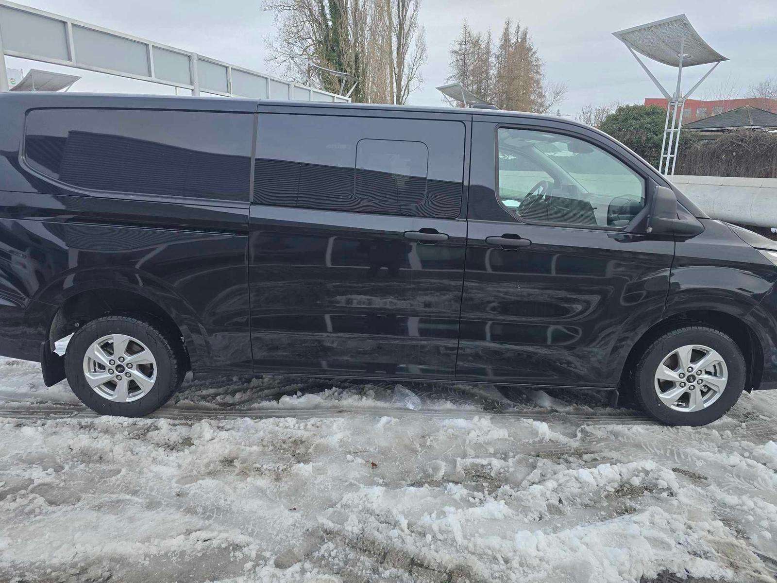 Fahrzeugbild eines Ford Transit Custom