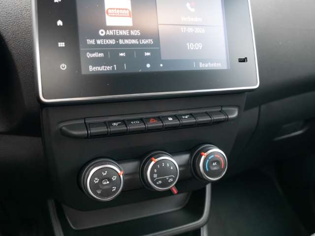 Fahrzeugbild eines Renault Express