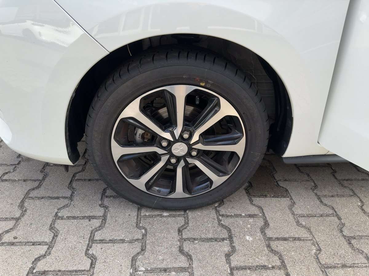 Fahrzeugbild eines Mitsubishi Space Star