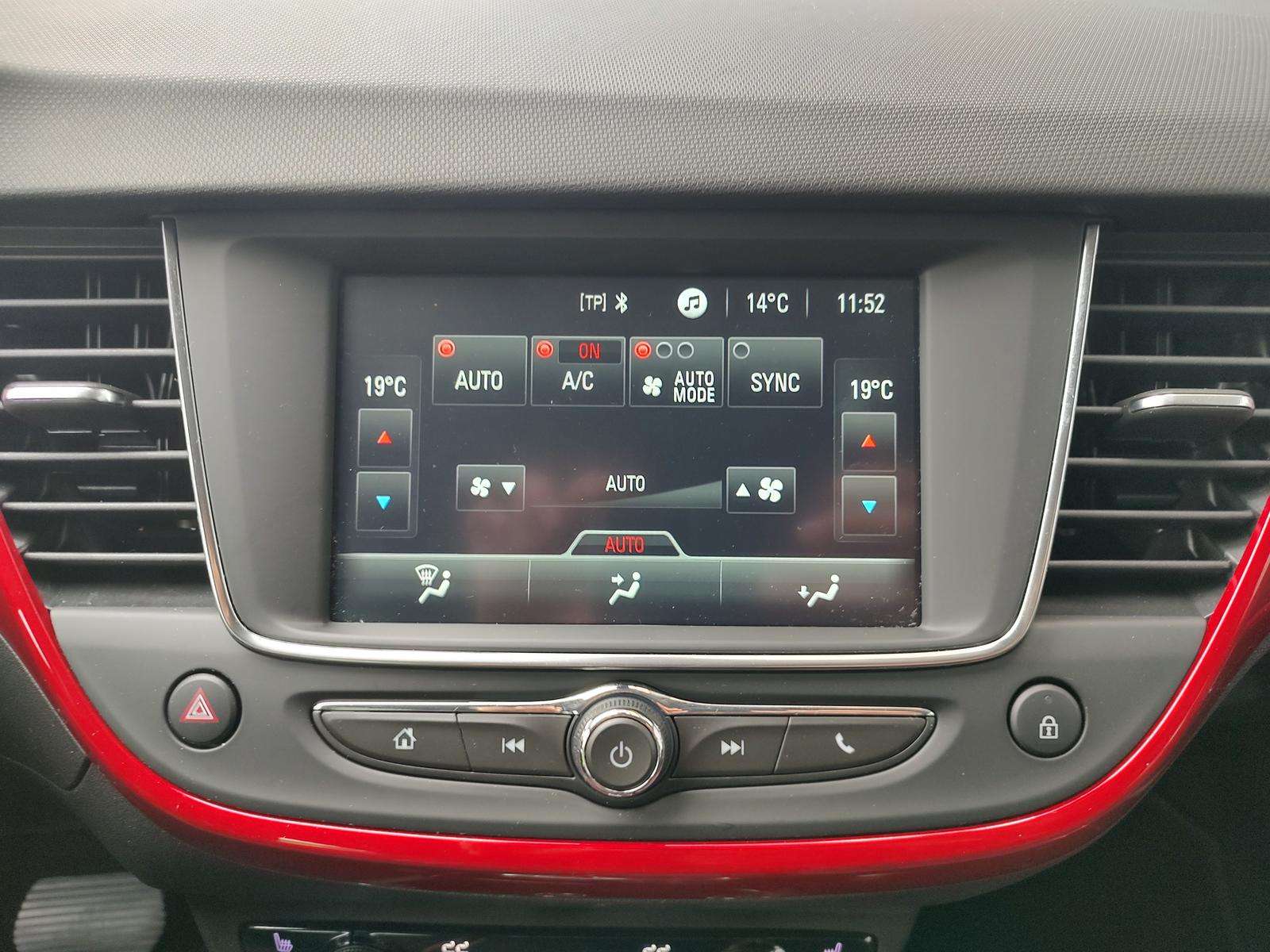 Fahrzeugbild eines Opel Crossland X