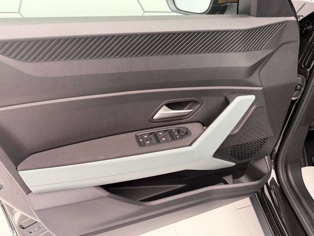 Fahrzeugbild eines Dacia Duster