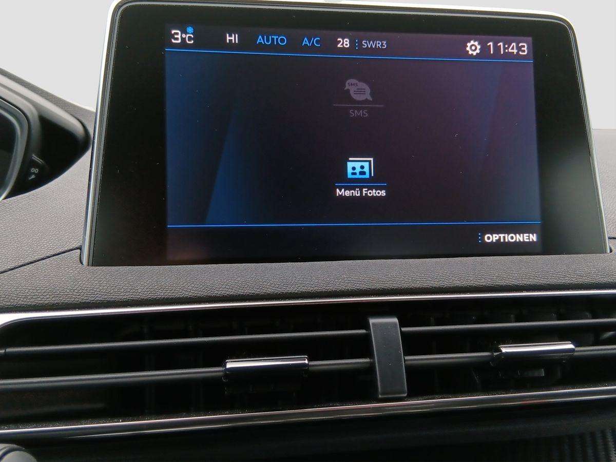 Fahrzeugbild eines Peugeot 3008