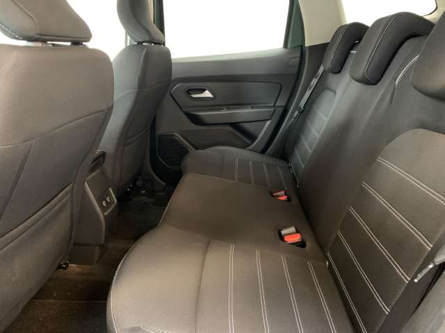 Fahrzeugbild eines Dacia Duster