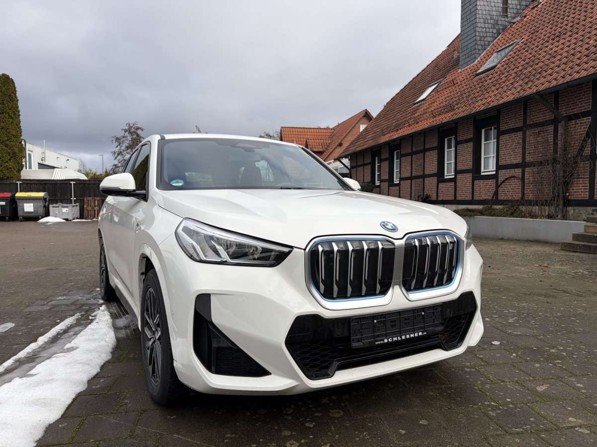 Fahrzeugbild eines BMW iX1