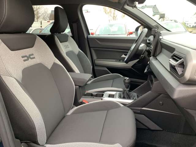 Fahrzeugbild eines Dacia Bigster