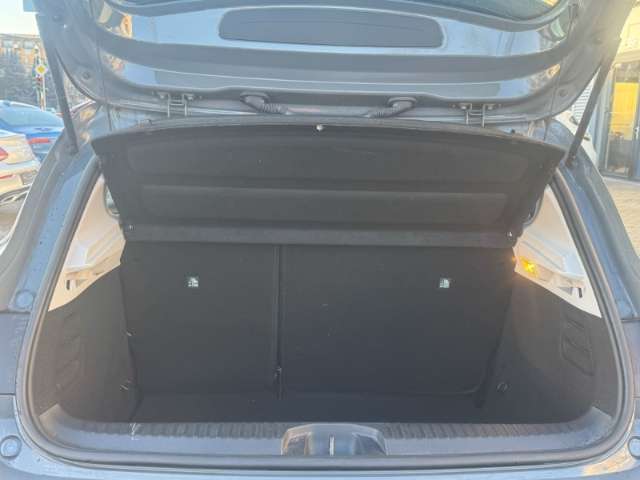 Fahrzeugbild eines Renault Clio