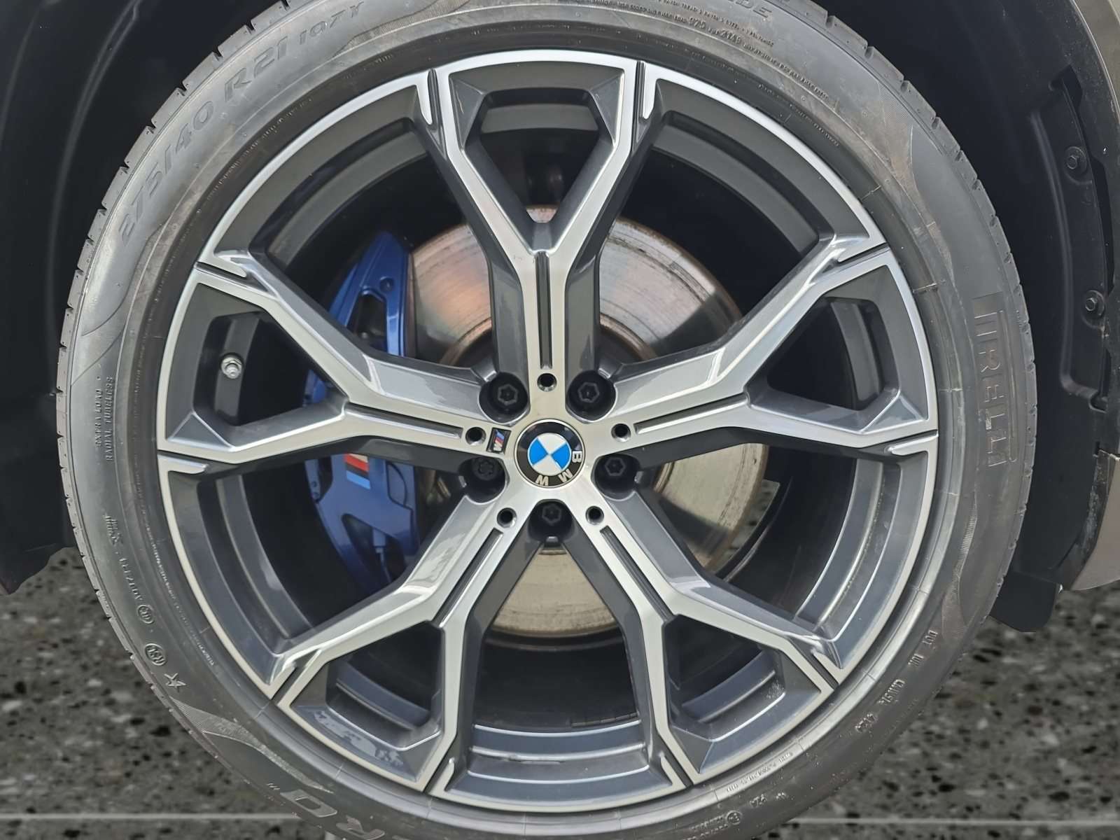 Fahrzeugbild eines BMW X5