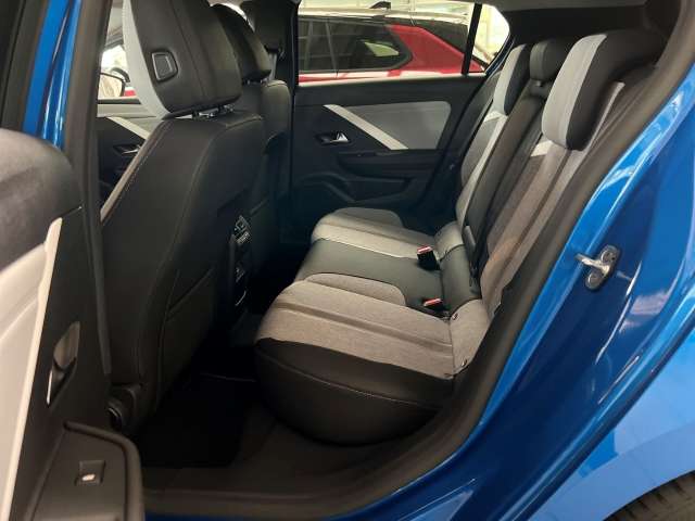 Fahrzeugbild eines Opel Astra