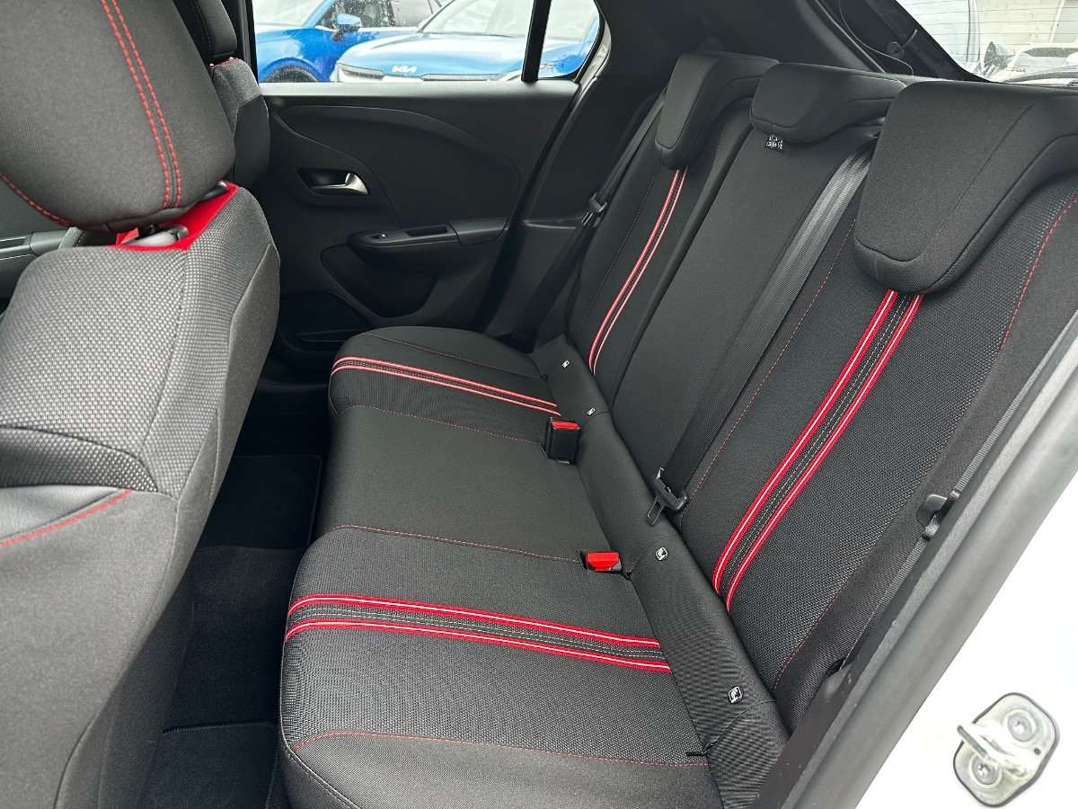 Fahrzeugbild eines Opel Corsa
