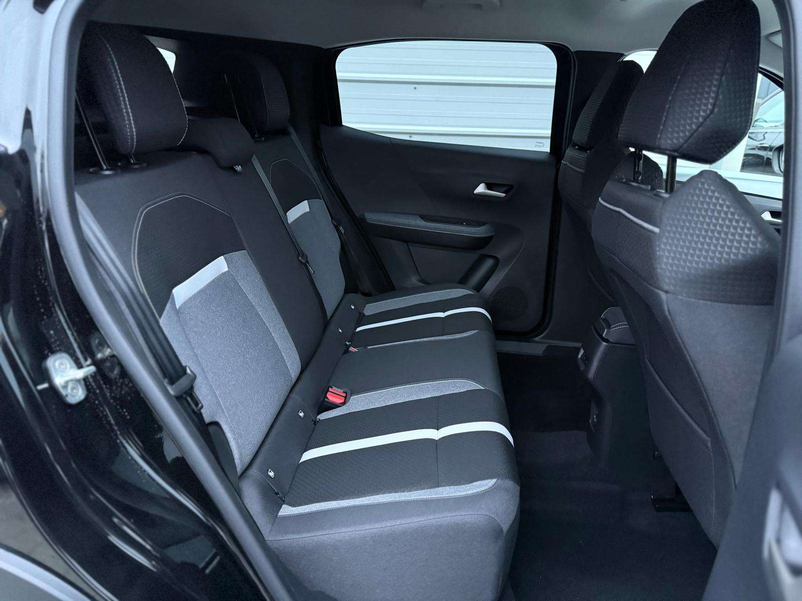 Fahrzeugbild eines Opel Frontera