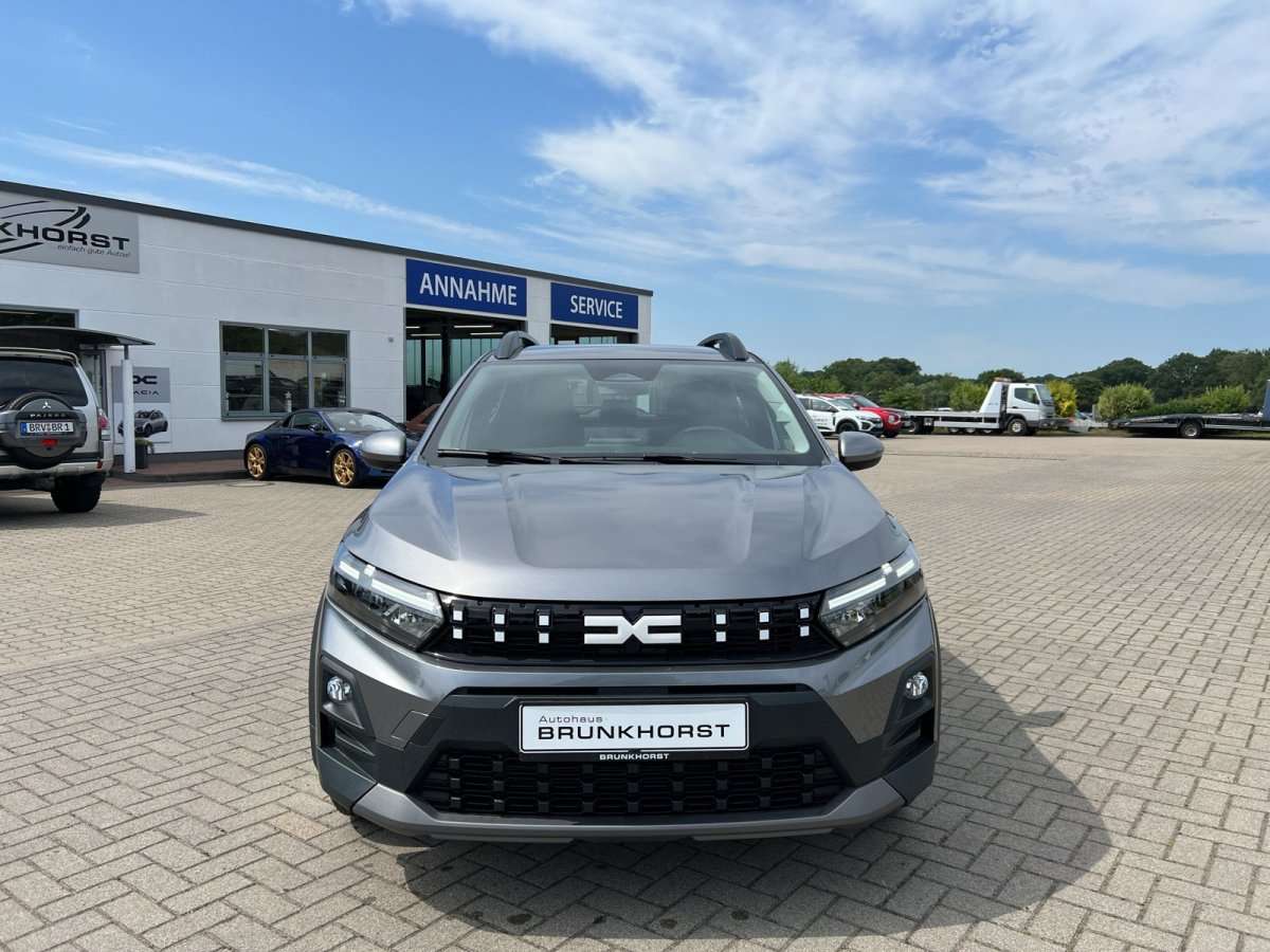 Fahrzeugbild eines Dacia Sandero
