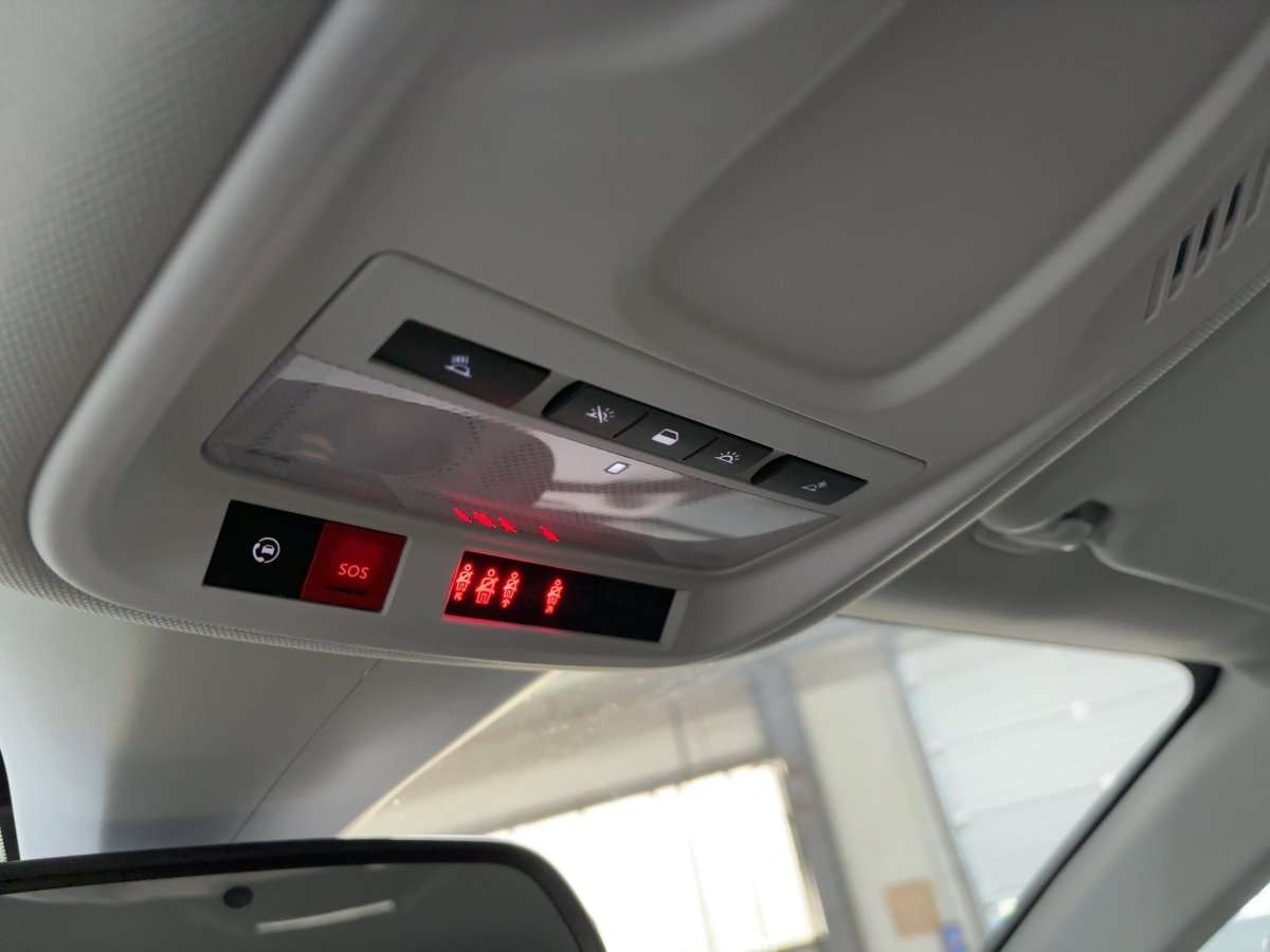 Fahrzeugbild eines Opel Grandland X