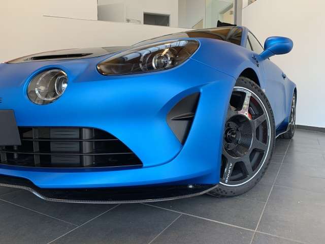 Fahrzeugbild eines Alpine A110