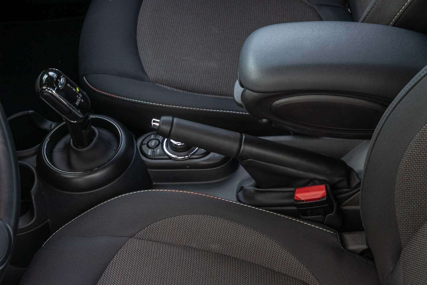 Fahrzeugbild eines MINI COOPER