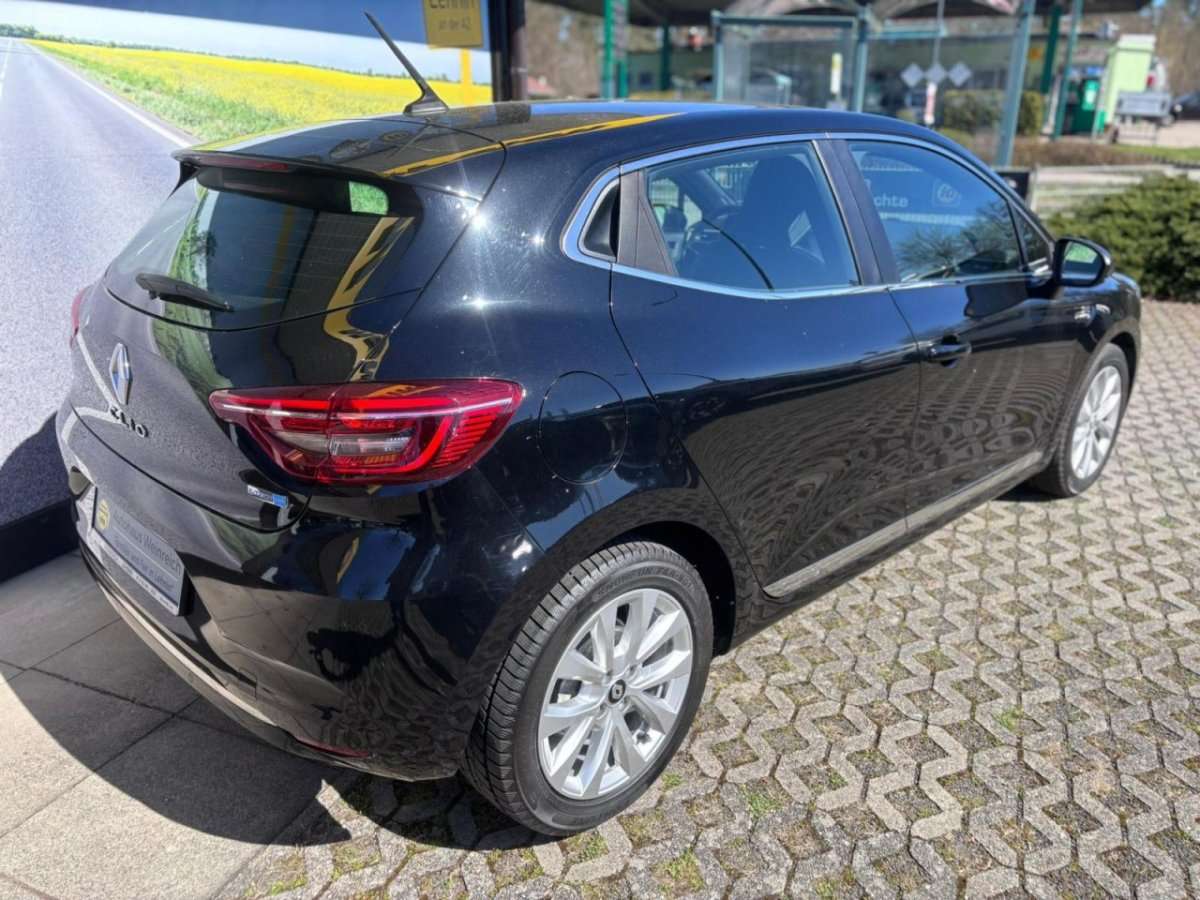 Fahrzeugbild eines Renault Clio