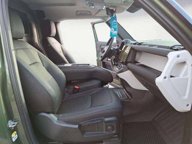 Fahrzeugbild eines Land Rover Defender