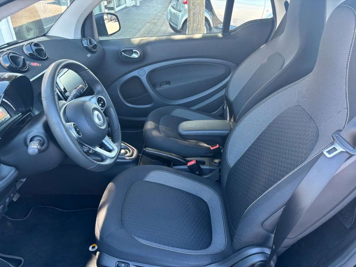 Fahrzeugbild eines smart fortwo