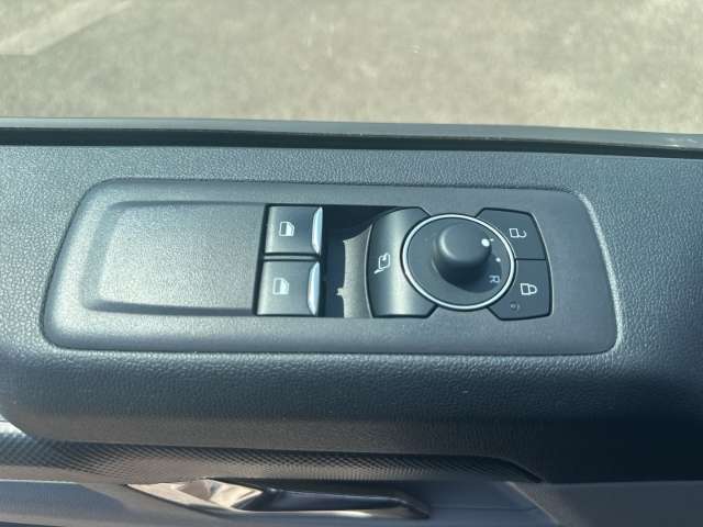 Fahrzeugbild eines Ford Transit Custom