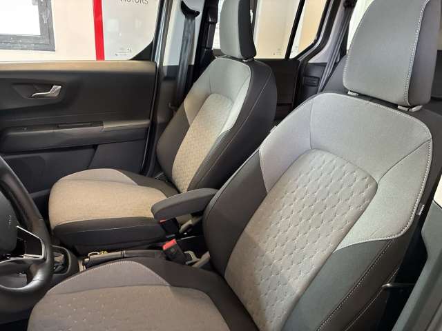 Fahrzeugbild eines Ford Tourneo Courier