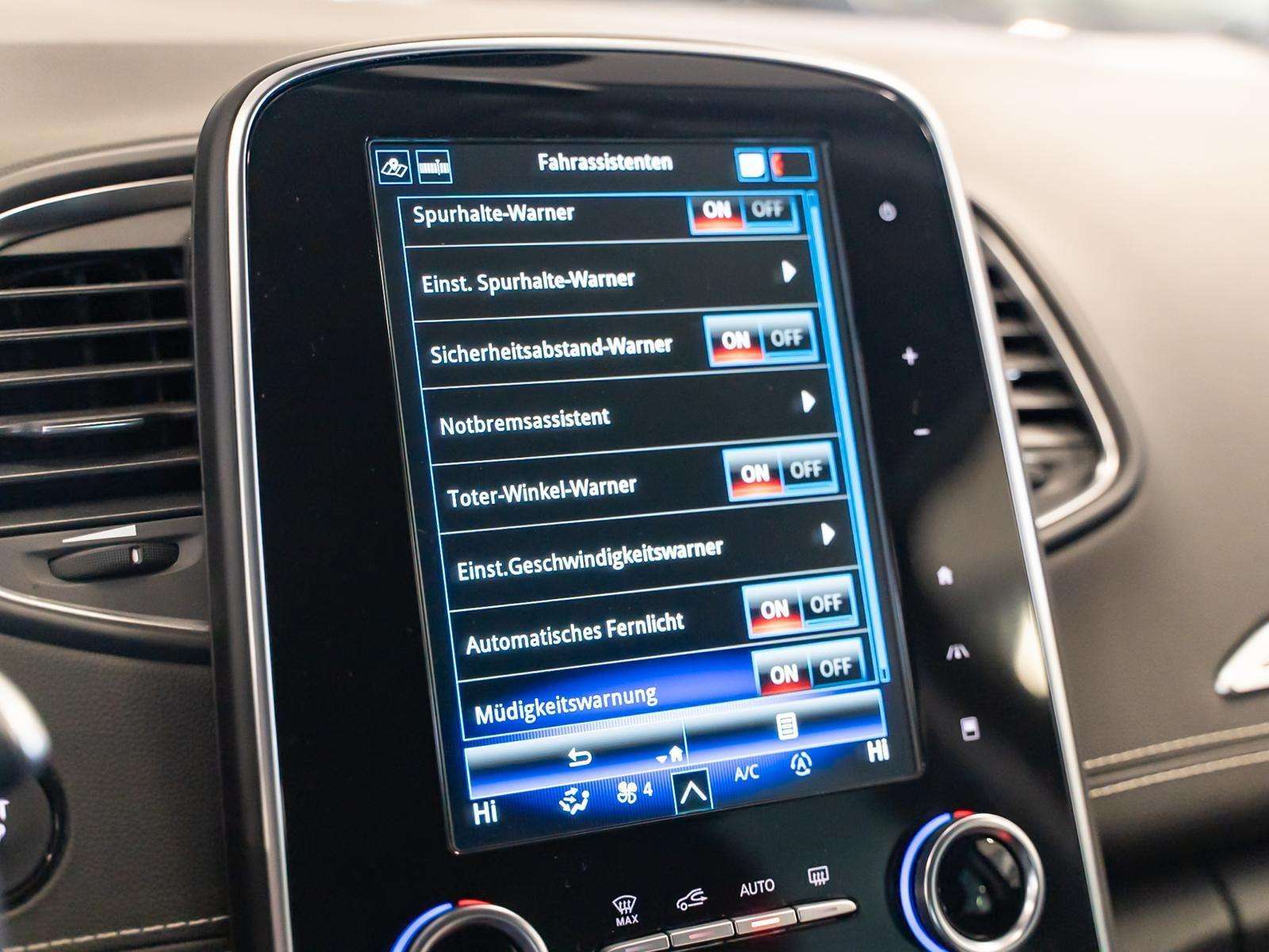 Fahrzeugbild eines Renault Scénic
