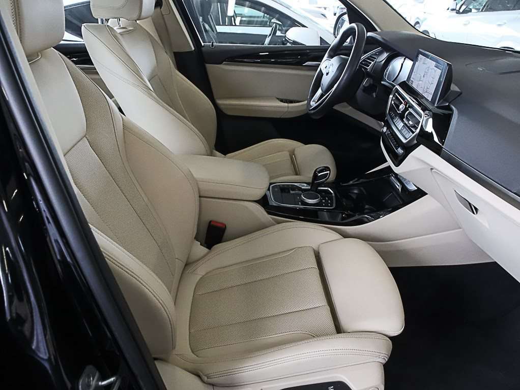 Fahrzeugbild eines BMW X3