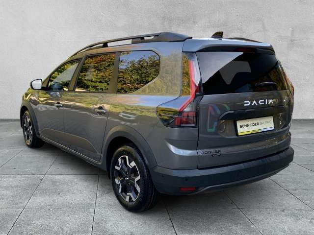 Fahrzeugbild eines Dacia Jogger