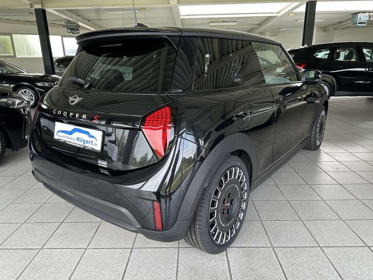 Fahrzeugbild eines MINI COOPER