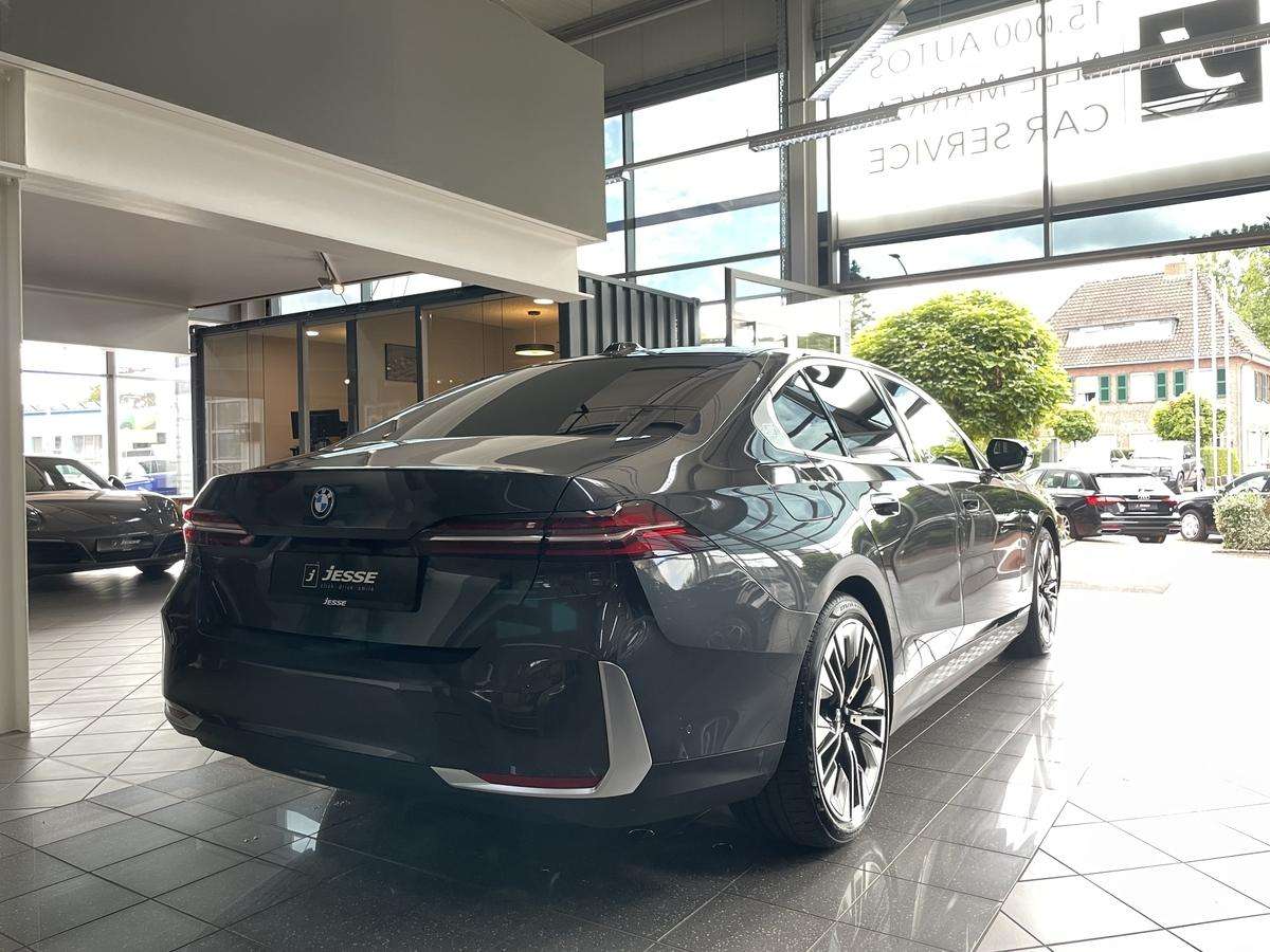 Fahrzeugbild eines BMW 5er-Reihe