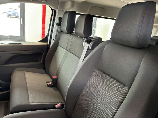 Fahrzeugbild eines Opel Vivaro