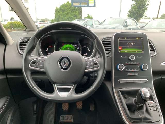 Fahrzeugbild eines Renault Grand Scénic