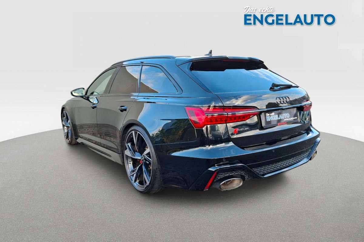 Fahrzeugbild eines Audi RS6