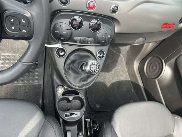 Fahrzeugbild eines Fiat 500