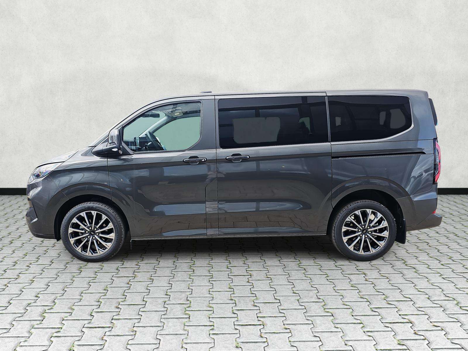Fahrzeugbild eines Ford Tourneo Custom