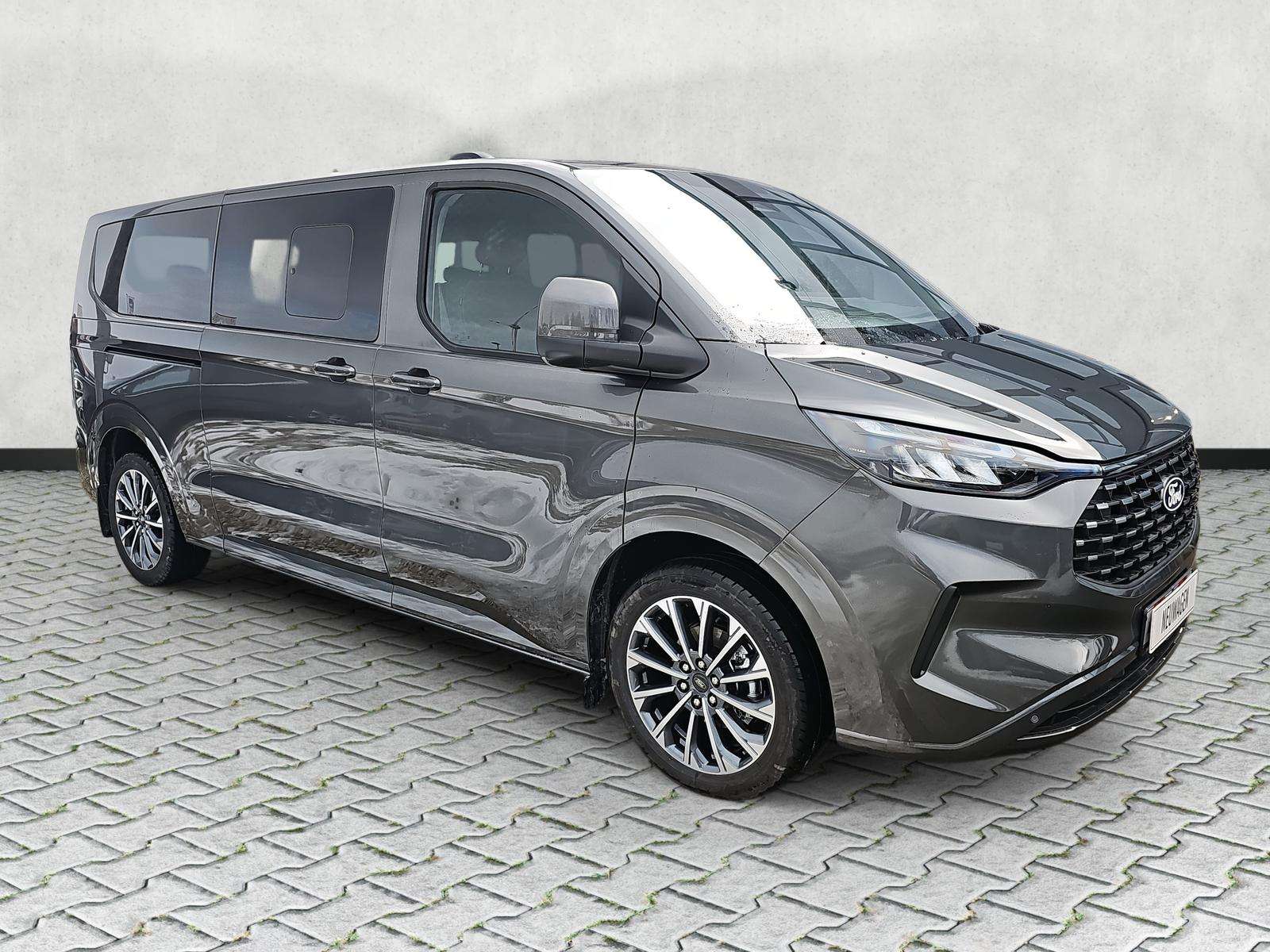 Fahrzeugbild eines Ford Tourneo Custom
