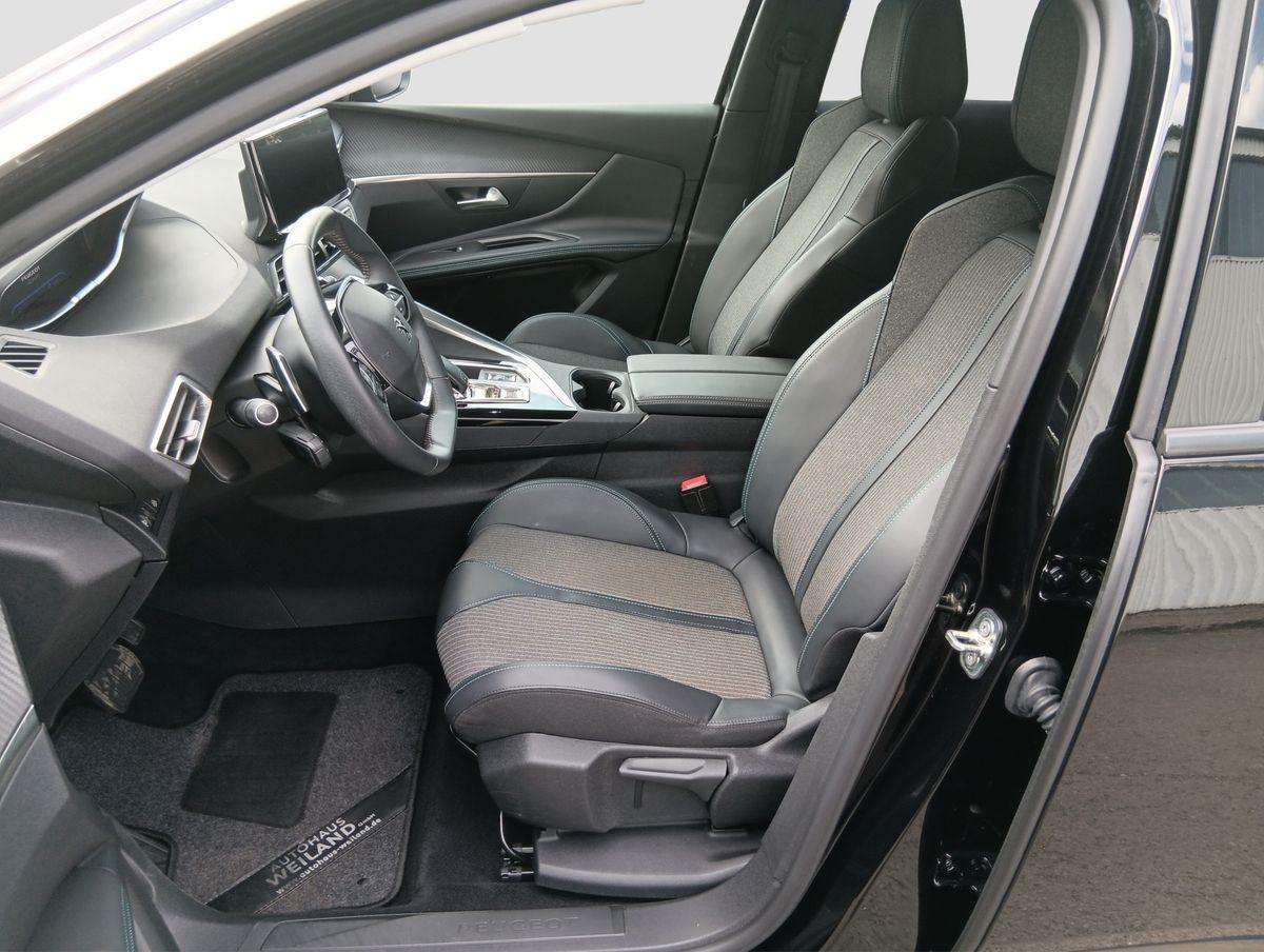 Fahrzeugbild eines Peugeot 3008