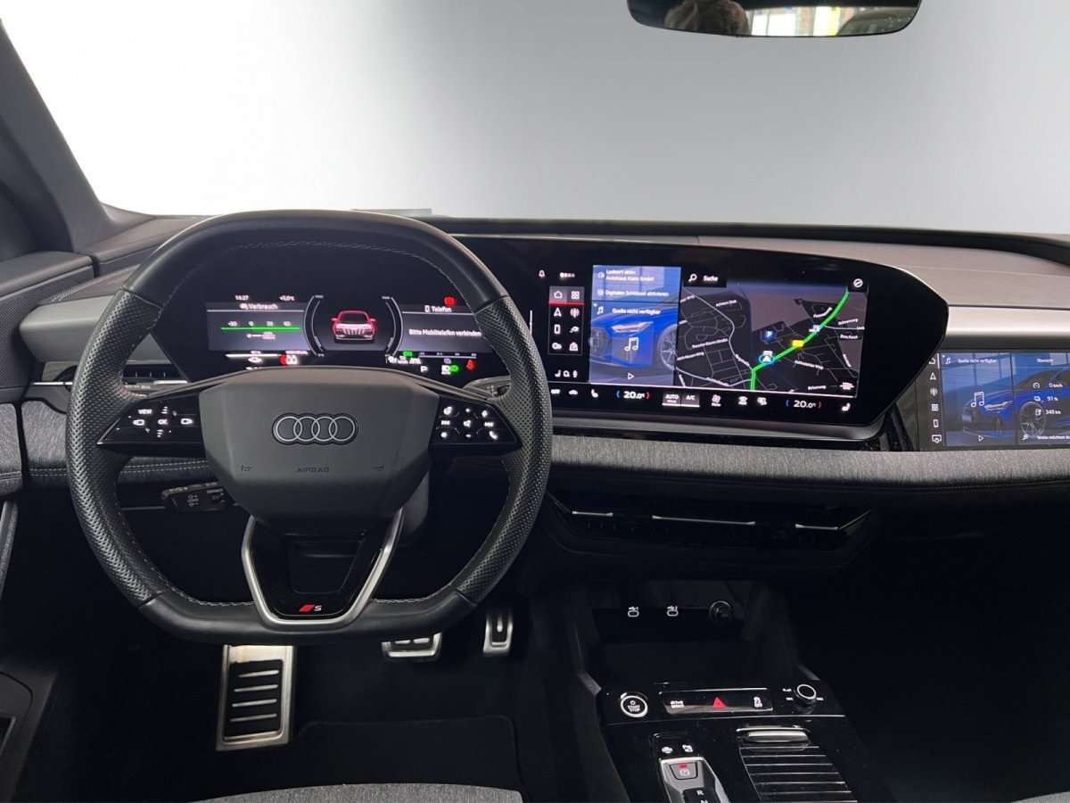 Fahrzeugbild eines Audi Q6 e-tron