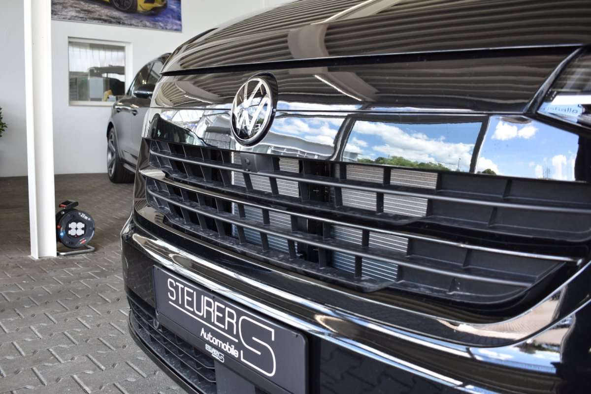 Fahrzeugbild eines Volkswagen Caravelle