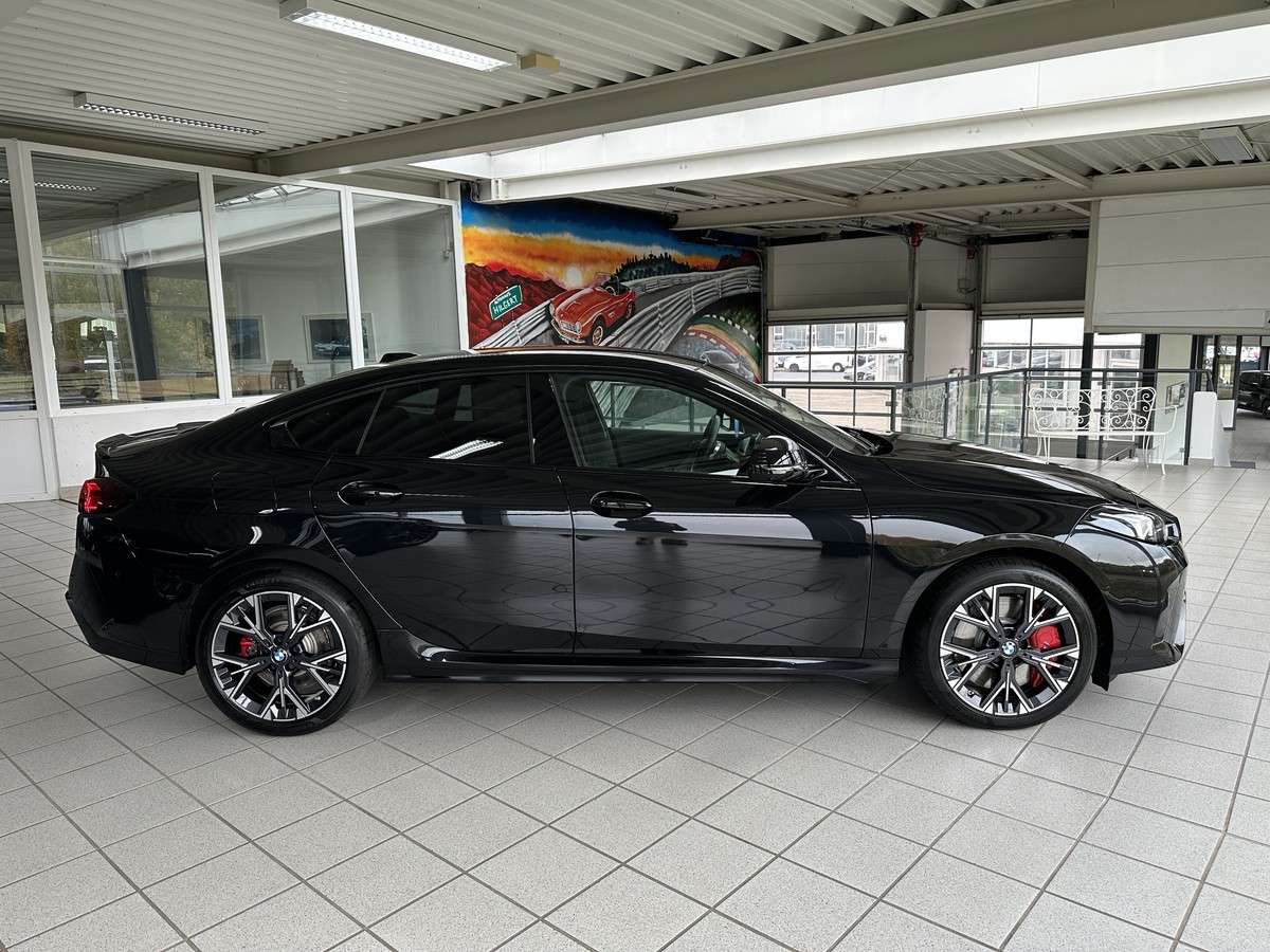 Fahrzeugbild eines BMW 2er-Reihe
